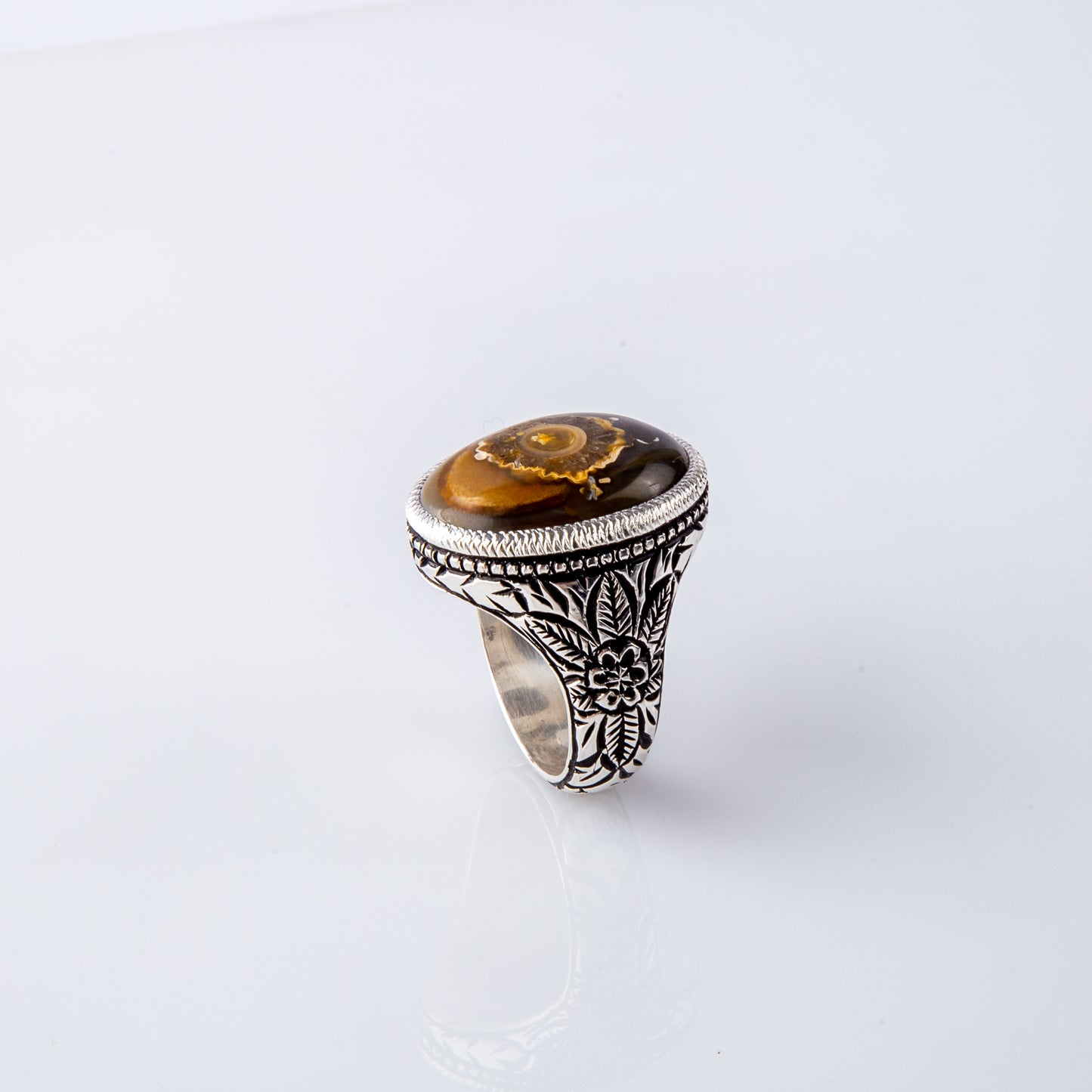 Rare Black and Gold Solimani Single & Eyelash Agate