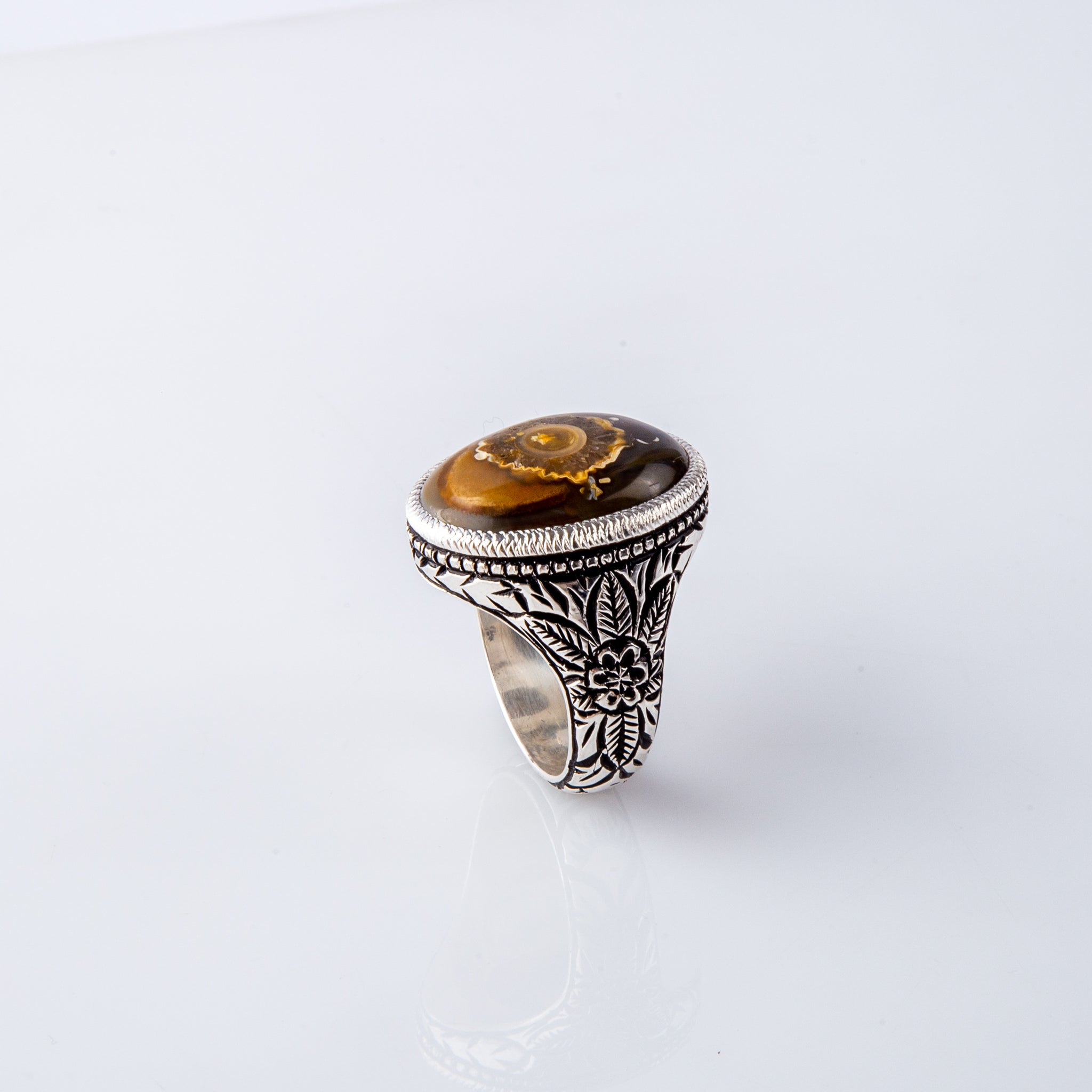 Rare Black and Gold Solimani Single & Eyelash Agate