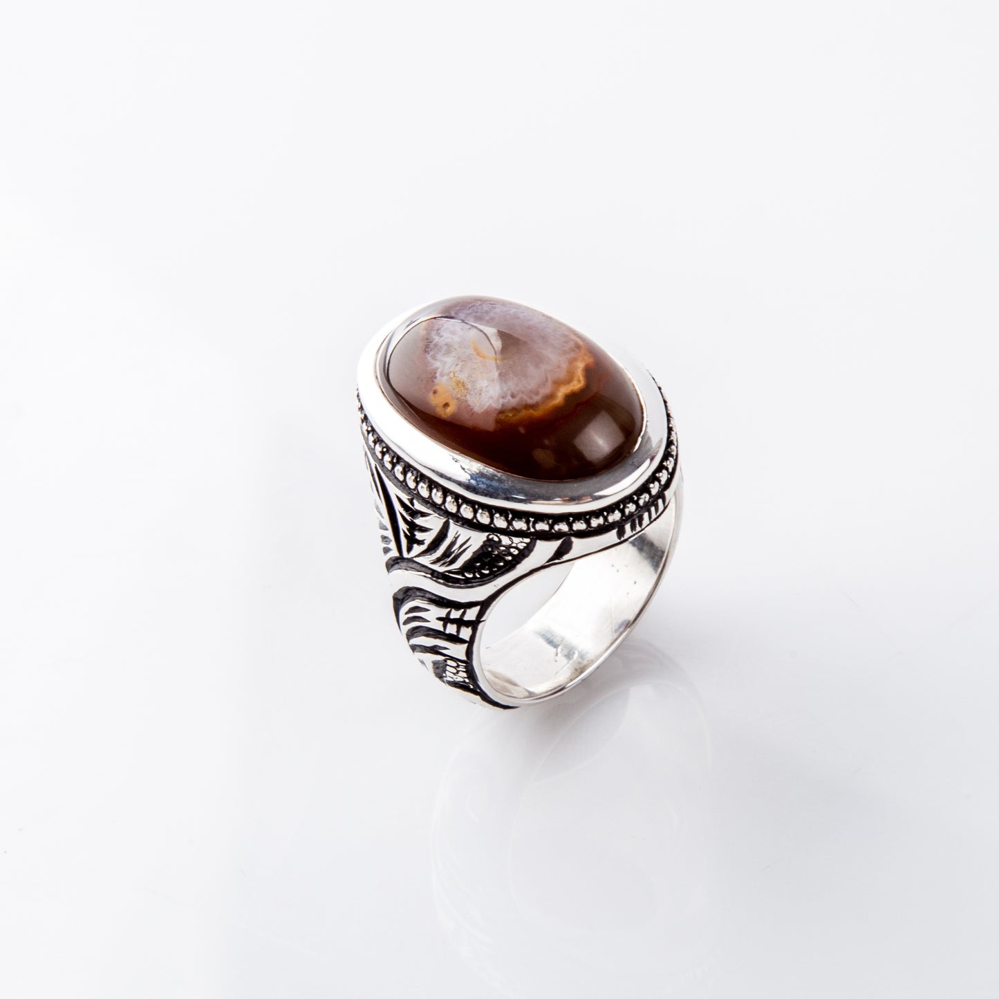 Solimani Agate Single Eye & Eyelash