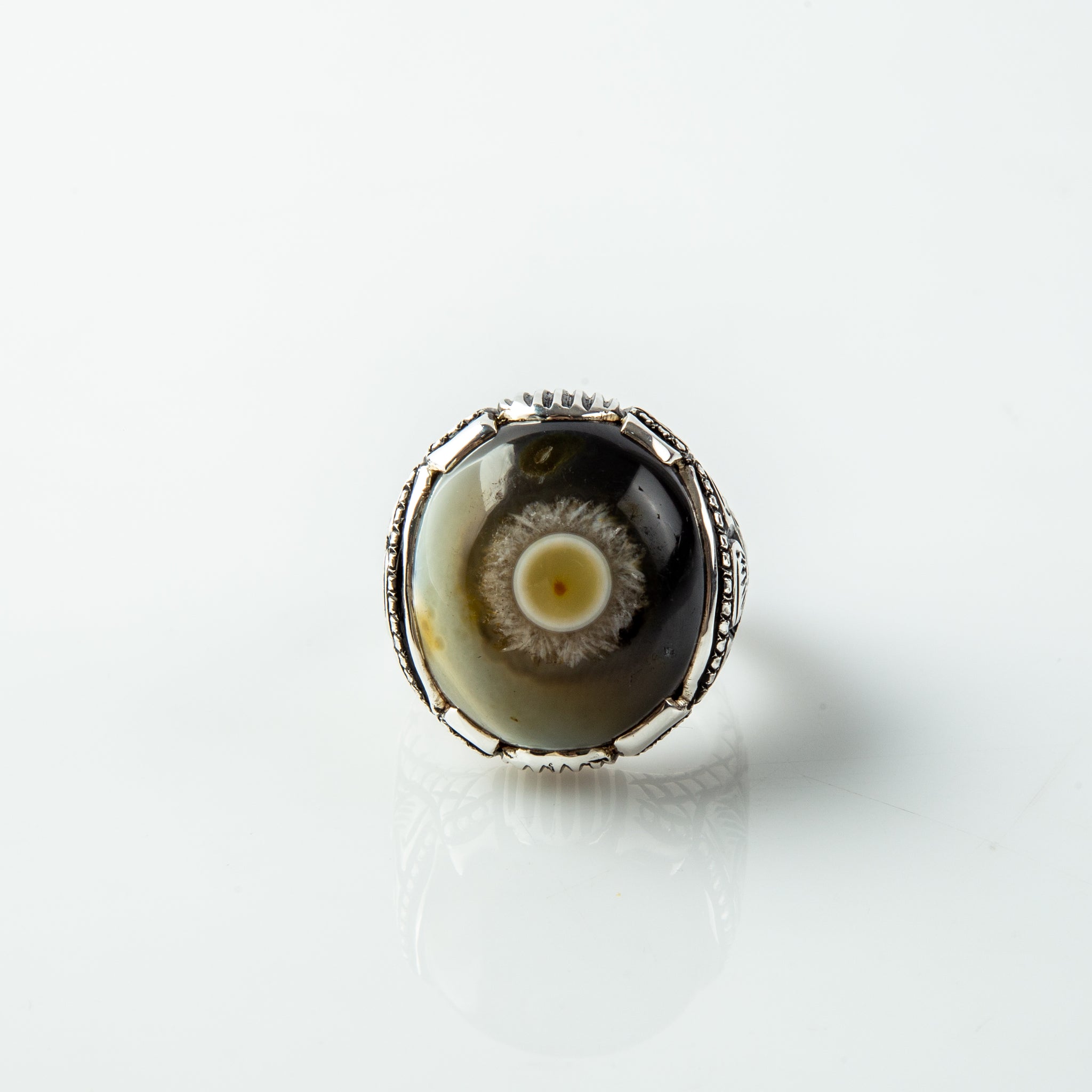 Rare ingredient olive color solimani Eye & Eyelash Agate Stone